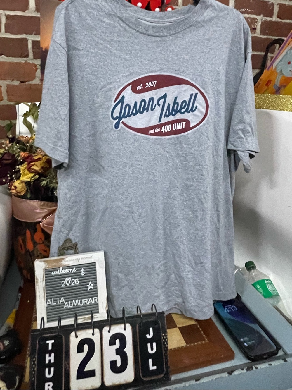 JASON ISBELL
Oval Logo T - Heather Ash